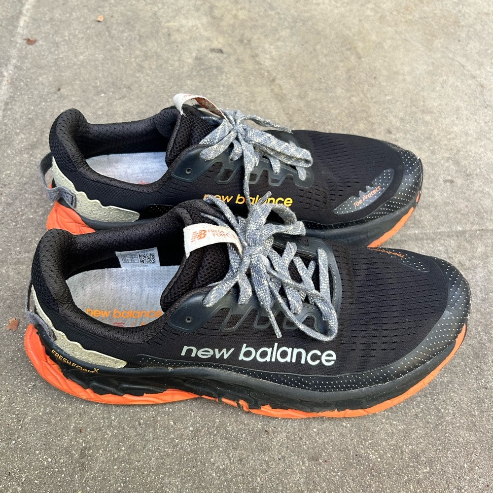 New Balance Fresh Foam More Trail 10.5 Mens - Picture 3 of 7